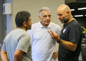 دیدار سهراب و دبیر در خانه کشتی (عکس)