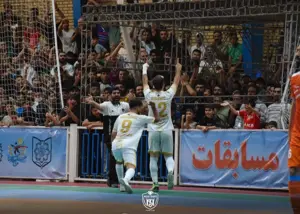 بازیکن لیگ برتری به خودی و غیرخودی زد!