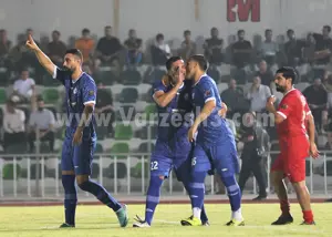 نیکبخت واحدی: مسلمان بچه خوب و مودبی است