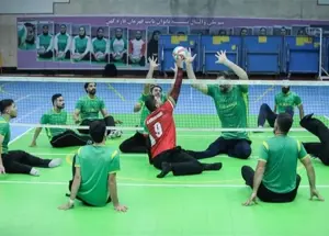 خط قرمز روی نام کاپیتان تیمملی والیبال نشسته
