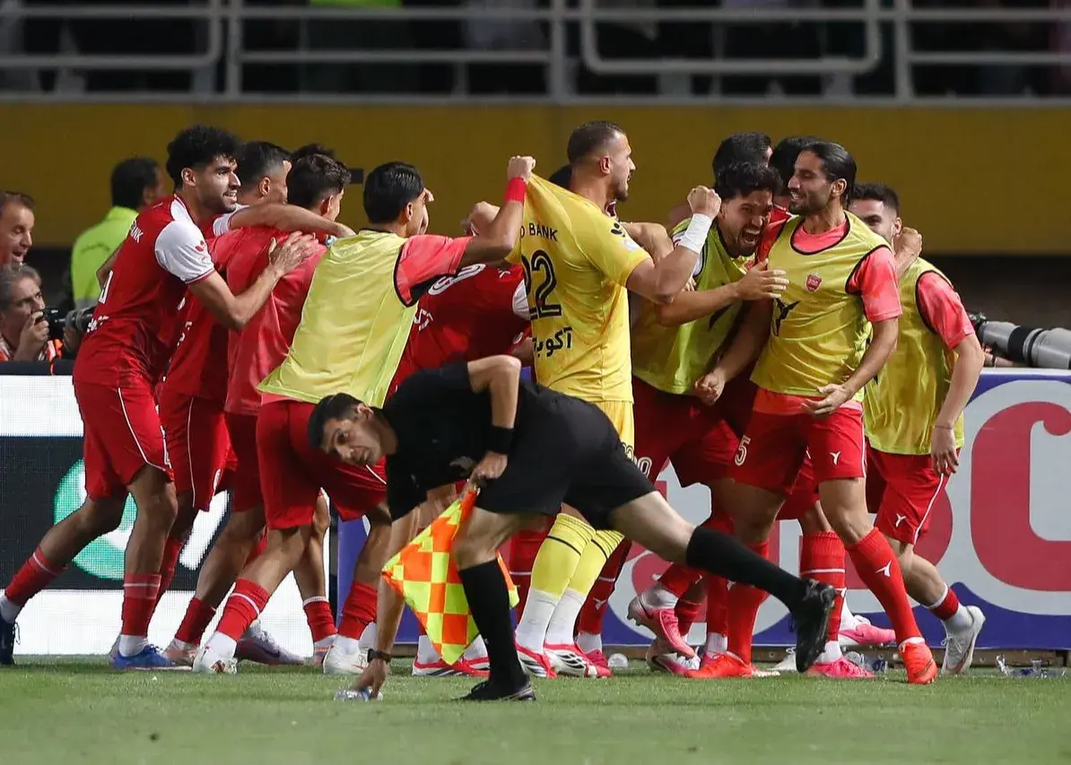 فقط یک عکس از جواهر پرسپولیس وجود دارد!