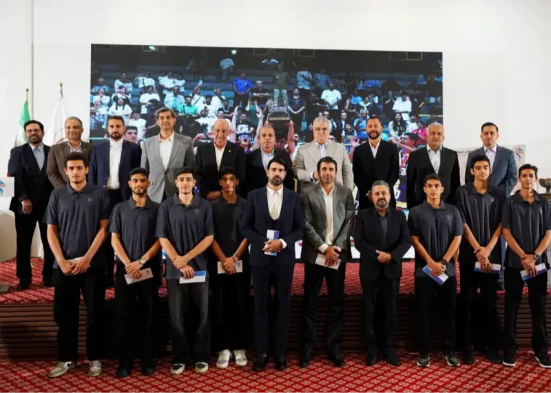 میانگین قد ۱۹۷ سانتیمتری قهرمانان نوجوان!