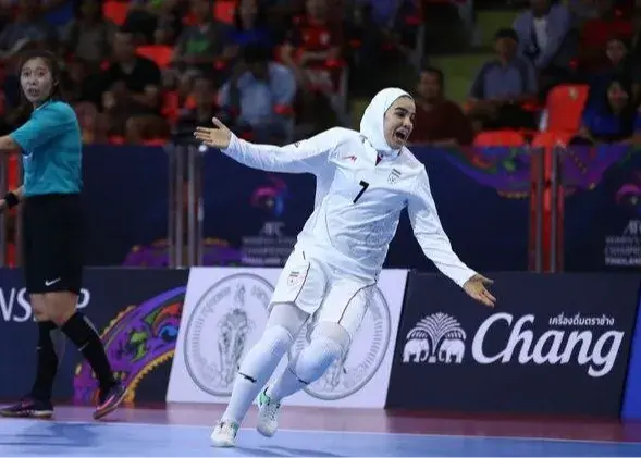 فرشته پرسپولیس: بازخوانی ترانسفرهای سالن به چمن
