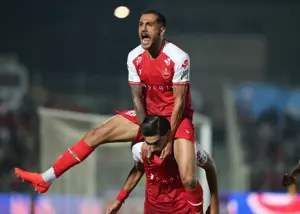 سرمربی پرسپولیس و پاسخ متقن به یک اتهام بزرگ!