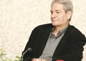 نعلچگر: چرا جام قهرمانی را به استقلال نمی‌دهند؟