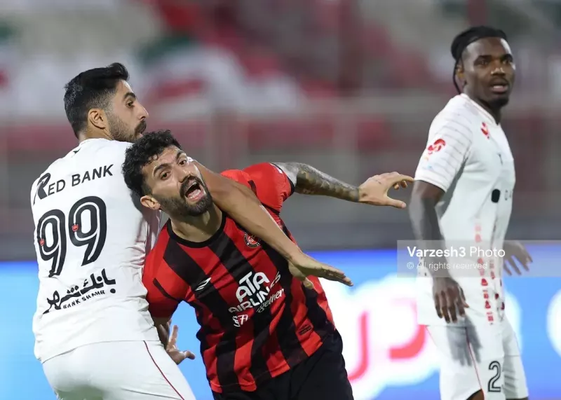 سکانس جدید از جنگ پرسپولیس - تراکتور!