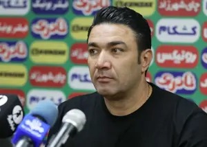 نکونام: از خانه تشویقمان کنید