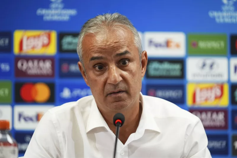 استعفای سرمربی سابق پرسپولیس وسط چمپیونزلیگ!