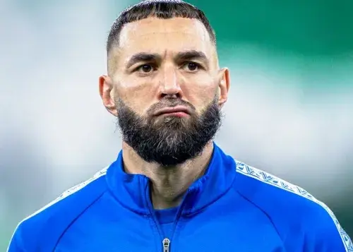پاسخ تند بنزما به نظر جنجالی خبرنگار: برو بخواب!