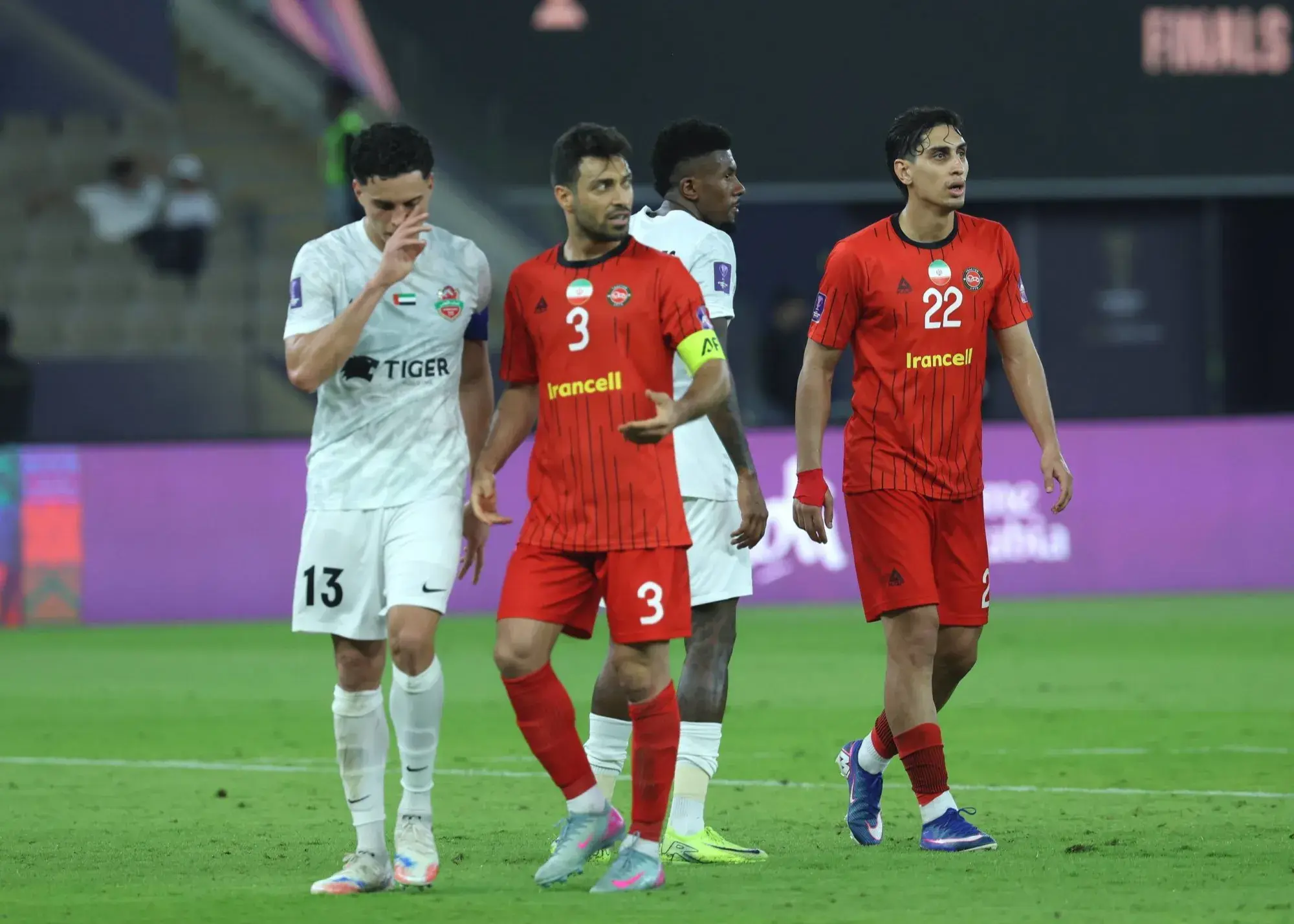 گزارش زنده: تراکتور صفر - شباب الاهلی صفر