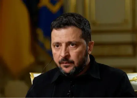 زلنسکی: روسیه ۲ بار هواپیمایم را هدف قرار داد
