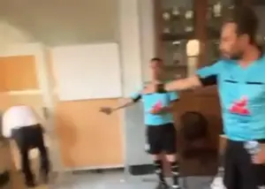 سرقت طلا و پول از داوران در لیگ یک!