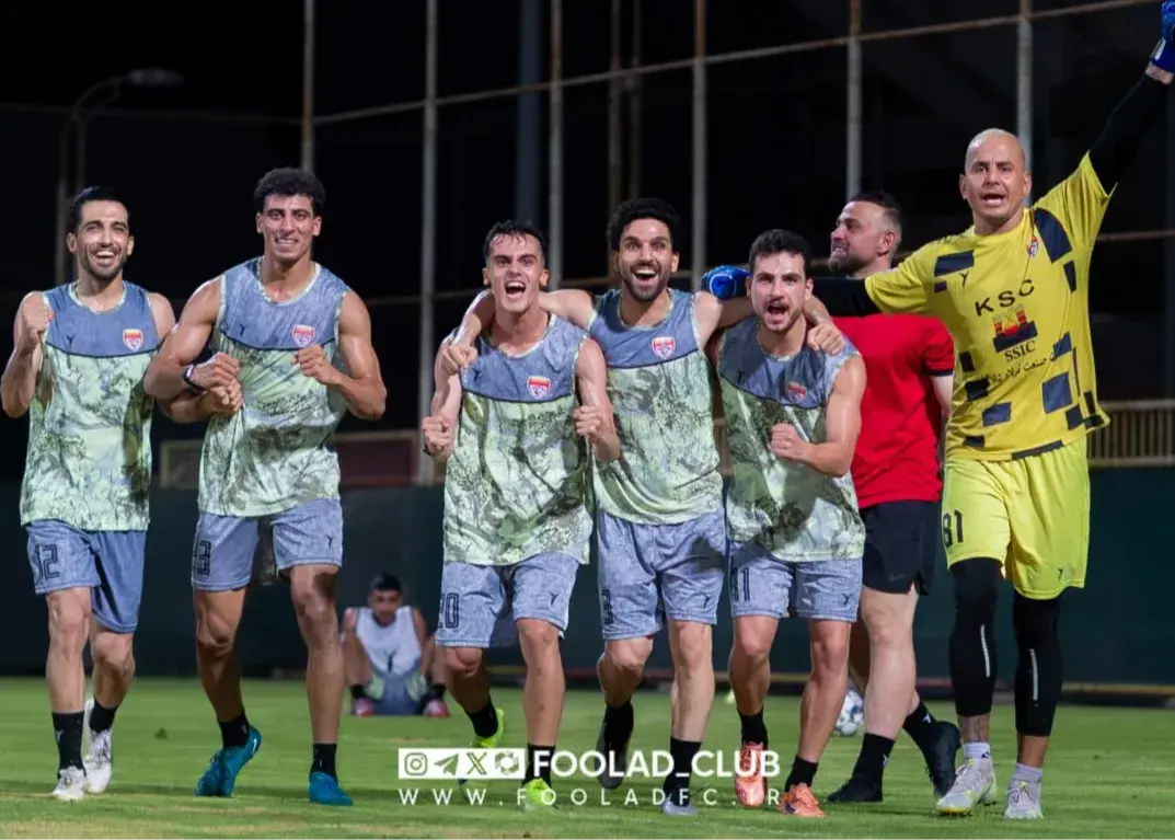 ستاره‌های فولاد در غرب تهران به خط شدند!