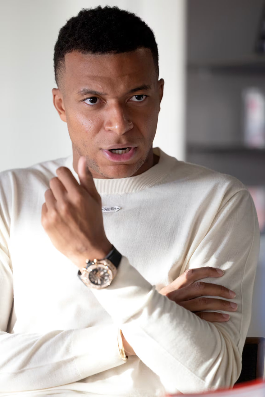 2538162