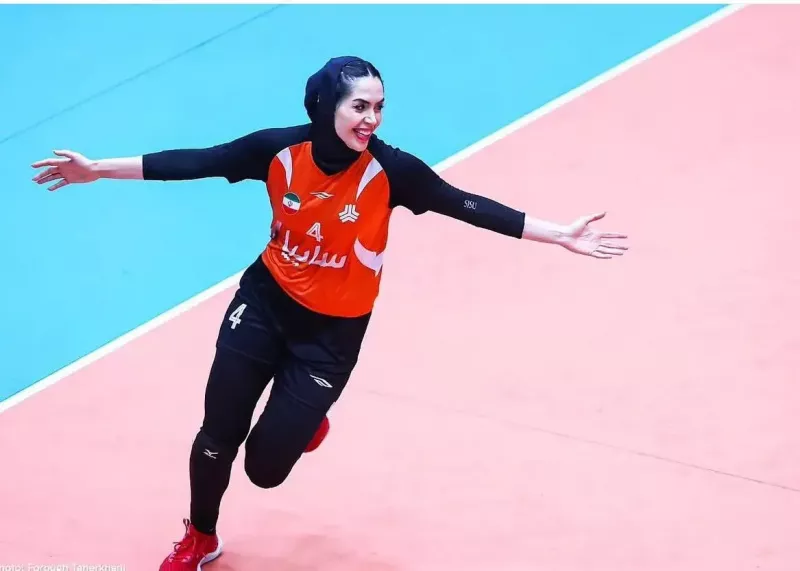 جنس استقلال برای قهرمانی جور شد