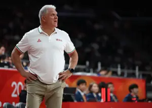مانولوپولوس: کره مجبورمان کرد تیم بدی باشیم!
