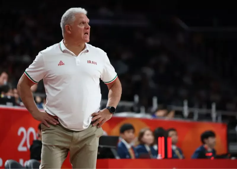 مانولوپولوس: کره مجبورمان کرد تیم بدی باشیم!