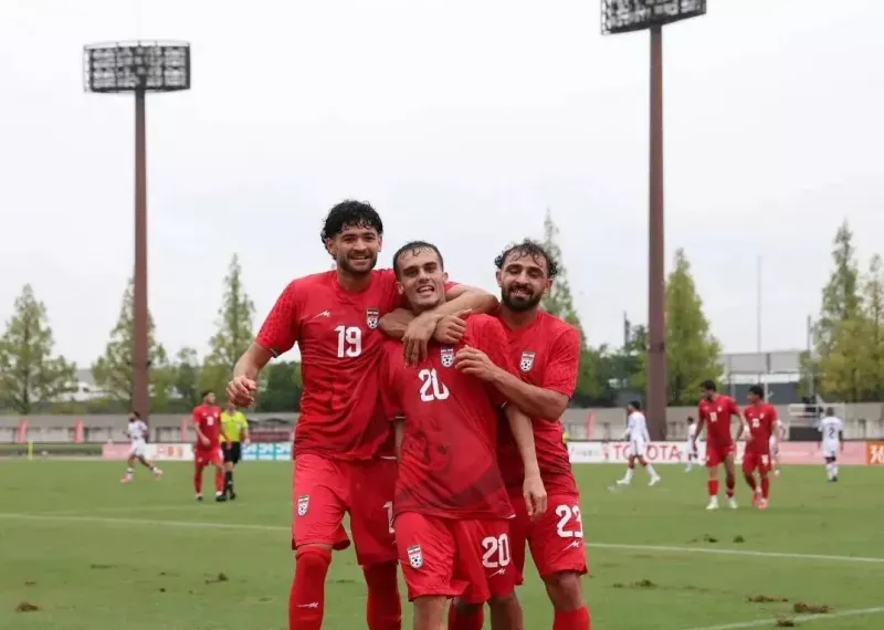 نیمکت ایران مقابل چین، کار در بیار و در حد تیم ملی!