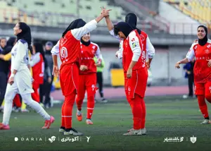 آتش بازی و انتقام زنان پرسپولیس در رشت 