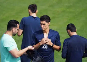 نادری شماره 3 را از قلعهنویی میگیرد (عکس)