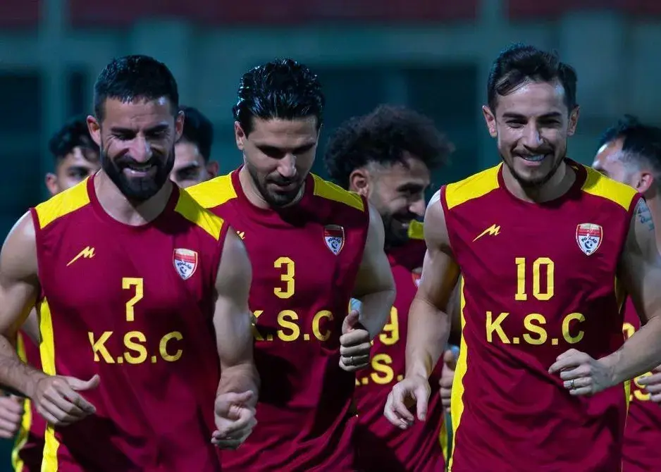 بازیکنان فولاد زیر شلاق تمرینات مطهری!
