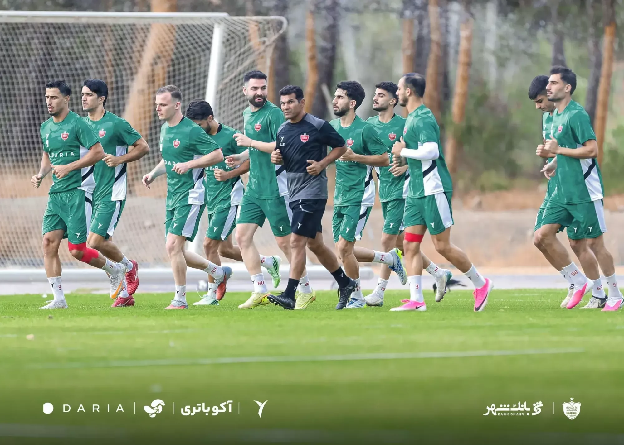 پرسپولیس و رونمایی از یک لباس جذاب (عکس)