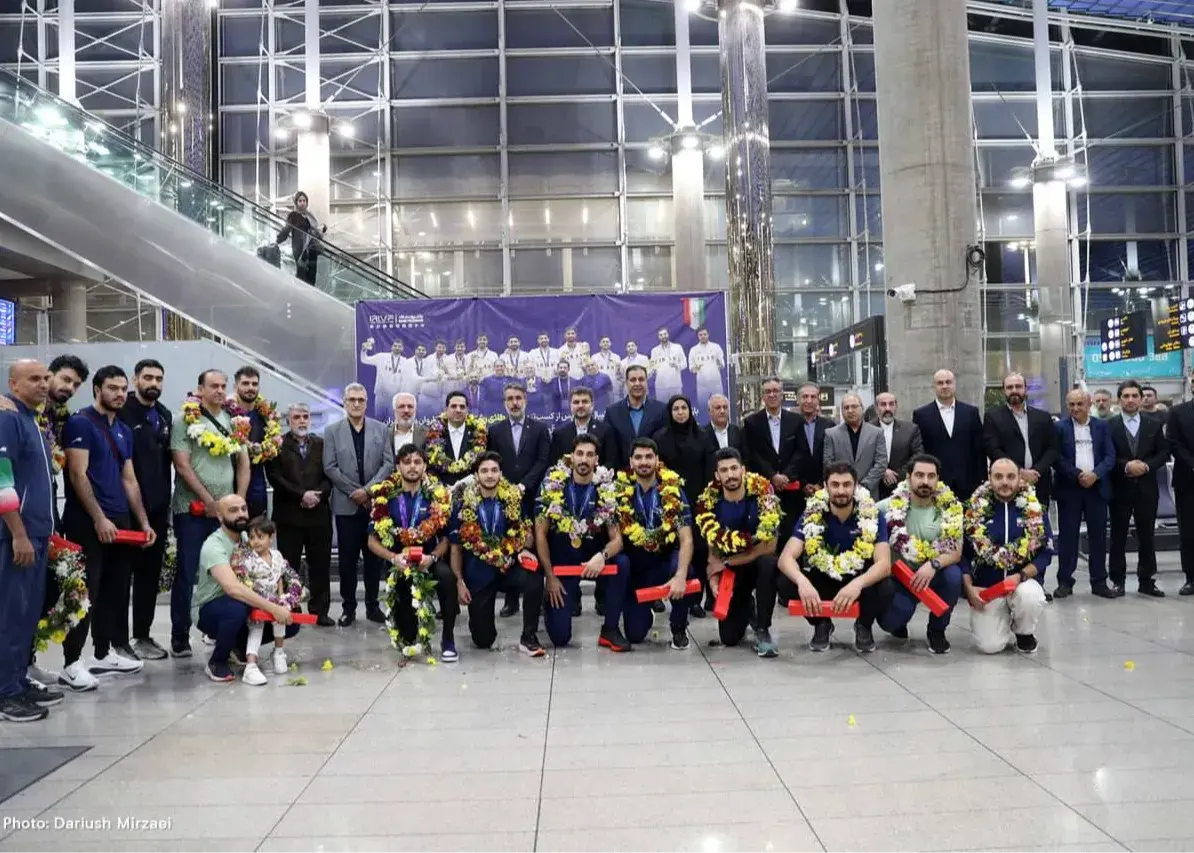 قهرمان جذاب ناگویا به ایران برگشت