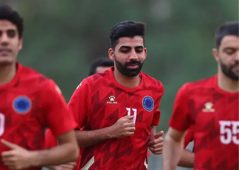 پول رسید، الطلبه از انحلال فاصله گرفت