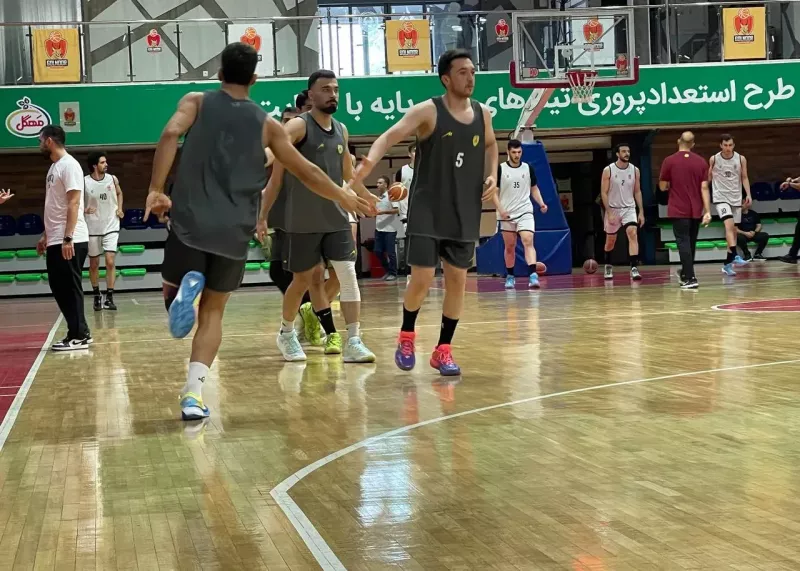 طبیعت و نفت آبادان برنده روز اول پیشفصل!