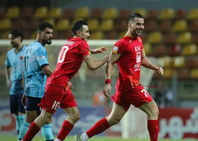 فولاد 2 - مس 1: یک گل و یک داوری استثنایی!