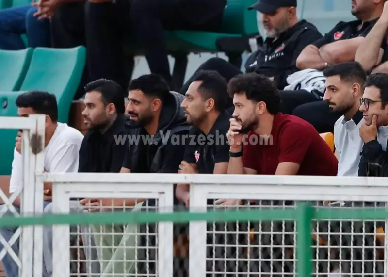 دو مدافع پرسپولیس: نیمکت نه، روی سکو! (عکس)