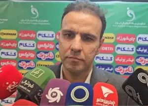 واکنش خلیلی به شایعه کنار گذاشتن هافبک پرسپولیس