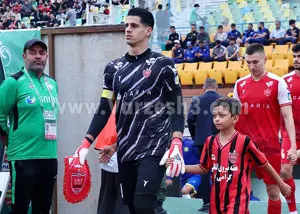 کاپیتان پیام: پرسپولیس روی دست‌های مطمئن نیازمند