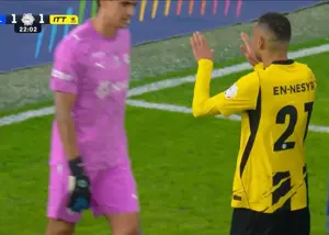 النصیری: برابر برادرم نمی‌توانستم خوشحالی کنم!