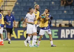 شادی زیبای نیمکت‌نشین‌های استقلال با پیام اتحاد