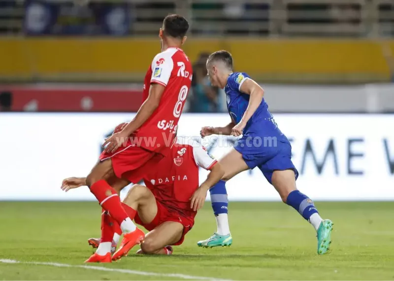 زایتسف برگ برنده پرسپولیس در پرونده آسانی!