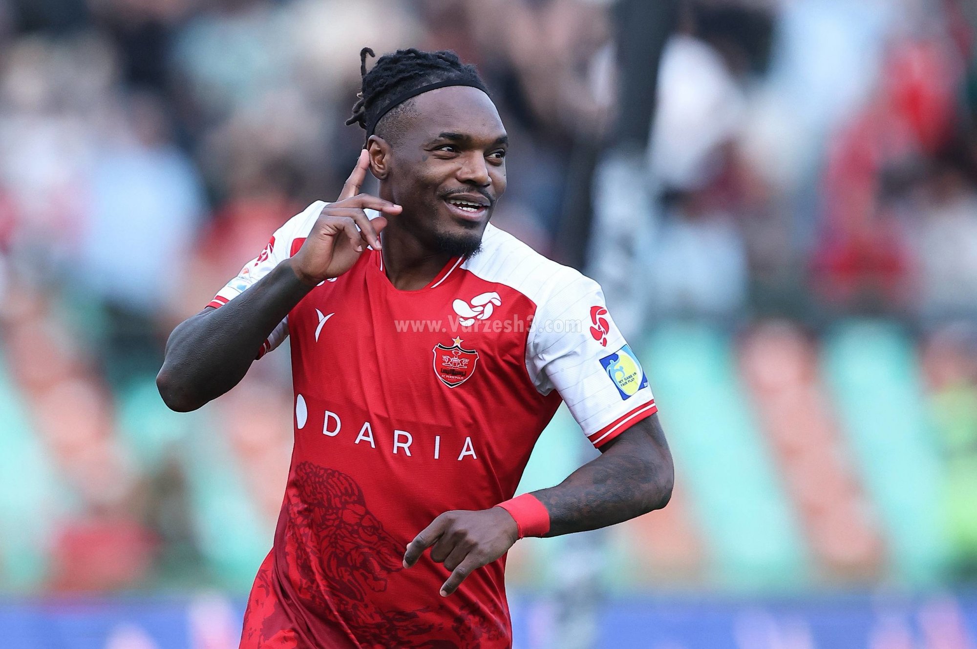 2548940