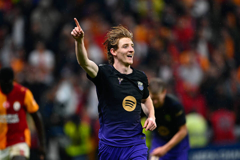 2549108