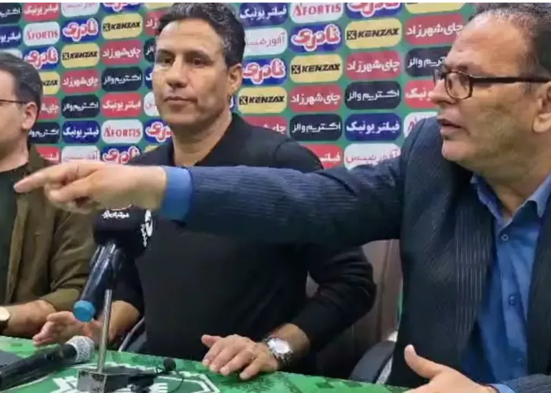 ساکت شو! کوتاه! باید از من اجازه بگیری!
