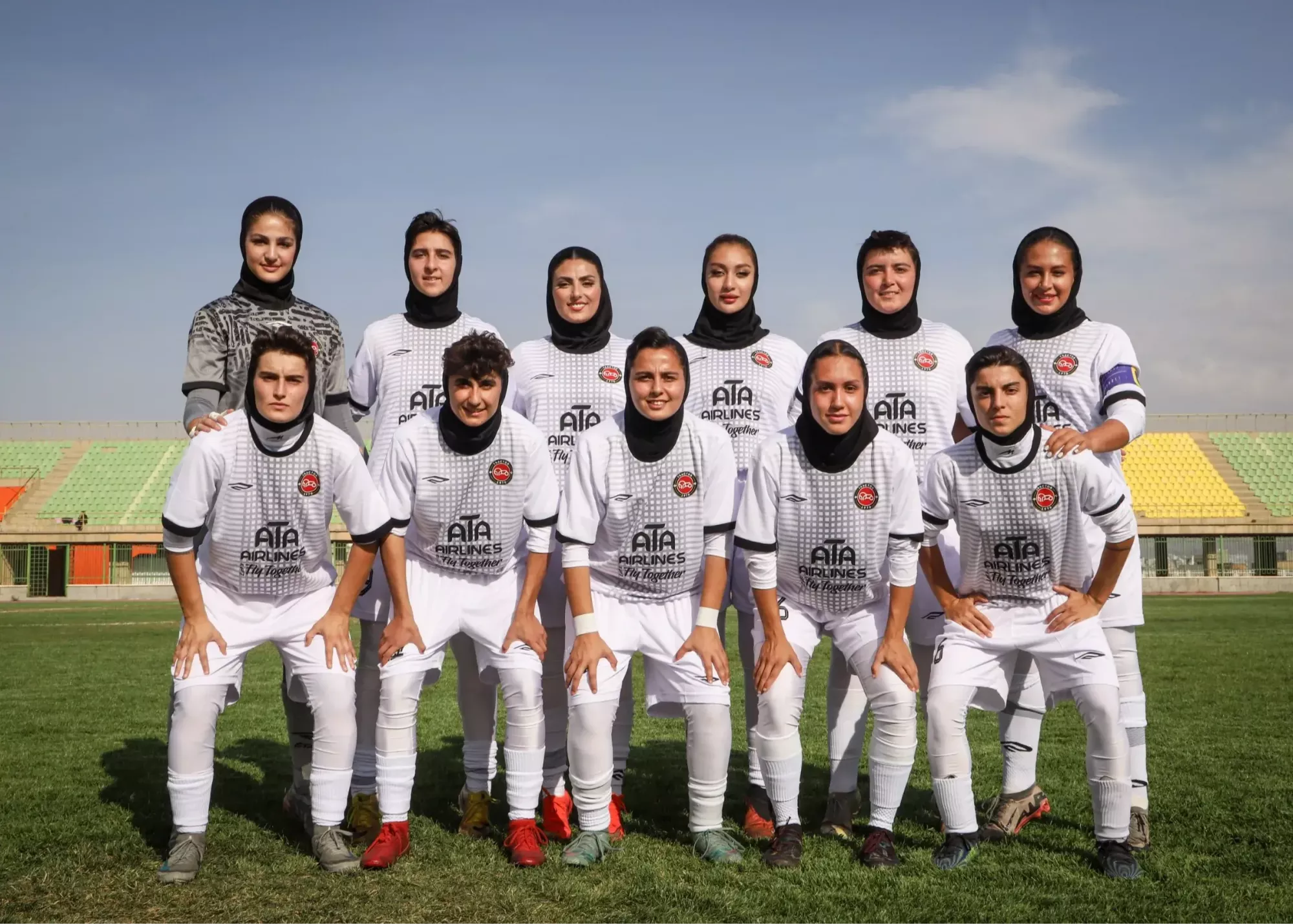 یک نیمه تاخیر برای زنان تراکتور