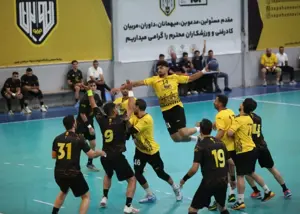 استقلال کازرون در هفته اول لیگ کولاک کرد