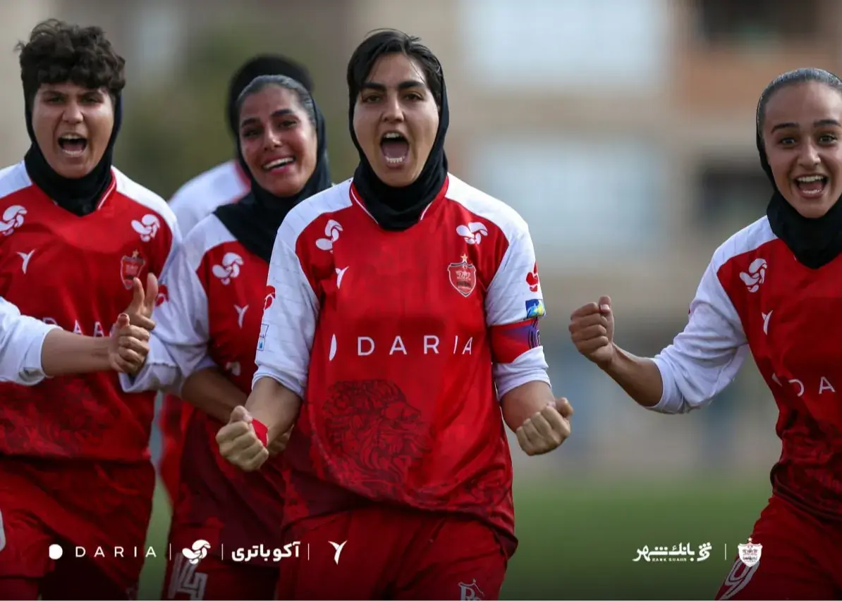 رقابت شدید زنان و مردان پرسپولیس!