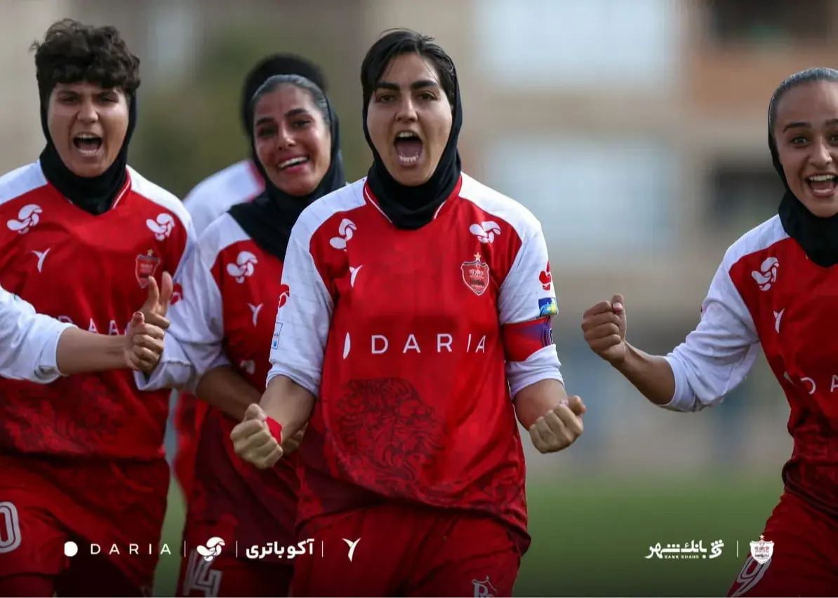 صدرنشینی مطلق، هدیه بزرگ استقلال به پرسپولیس