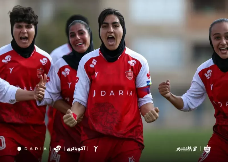 صدرنشینی مطلق، هدیه بزرگ استقلال به پرسپولیس