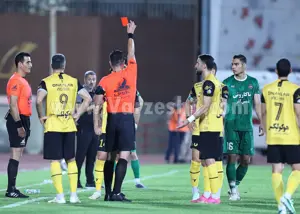 شمس‌آذر صفر - سپاهان صفر: ده نفره زورشان نرسید!  