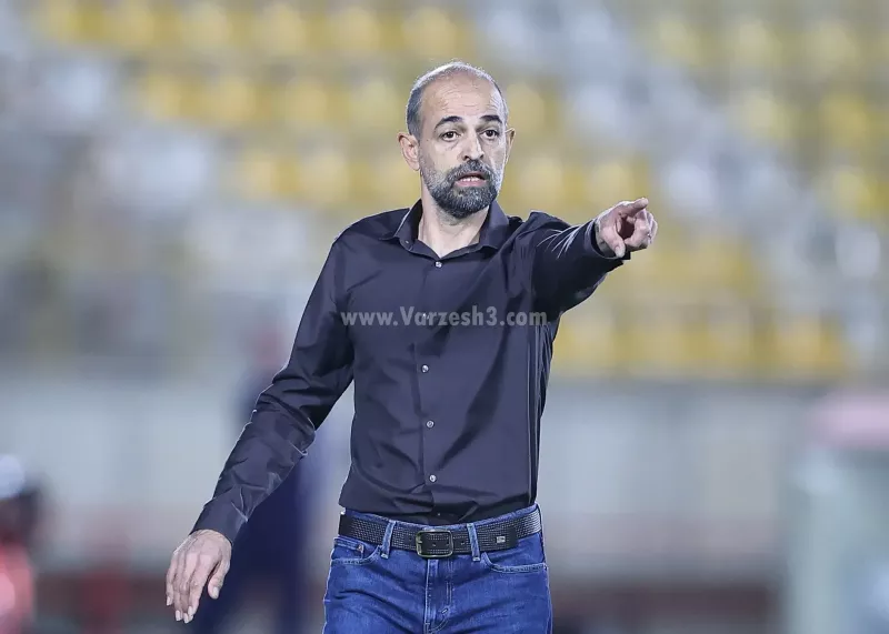 نویدکیا: اگر VAR کارایی ندارد جمع کنید!