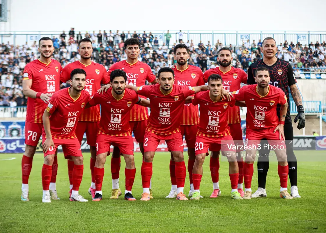 یک پرسپولیسی جای یک استقلالی در ترکیب فولاد!