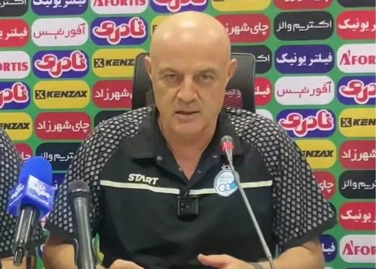 بیزاتی: درباره خریدهای استقلال حرف نزنید