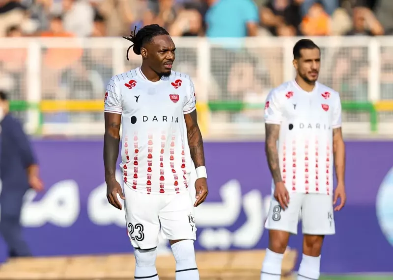 گزارش زنده: مس شهربابک صفر _ پرسپولیس یک