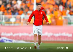 آفساید میلیمتری بهترین گلزن پرسپولیس!